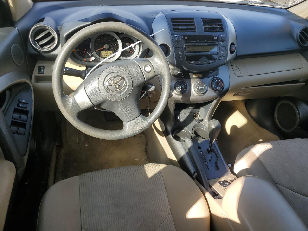 2009 Toyota RAV 4 - Image 8