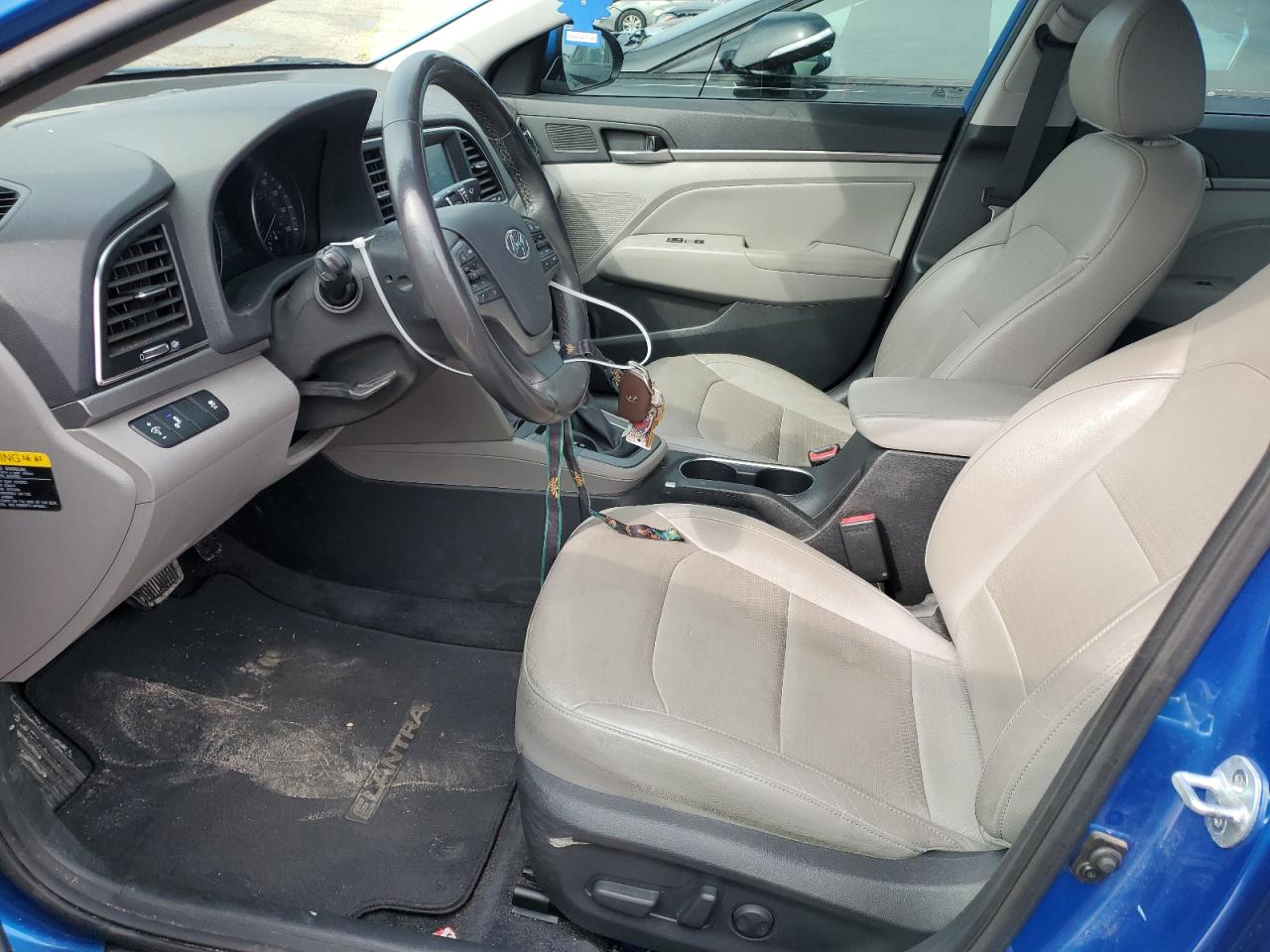 2017 Hyundai Elantra - Image 7