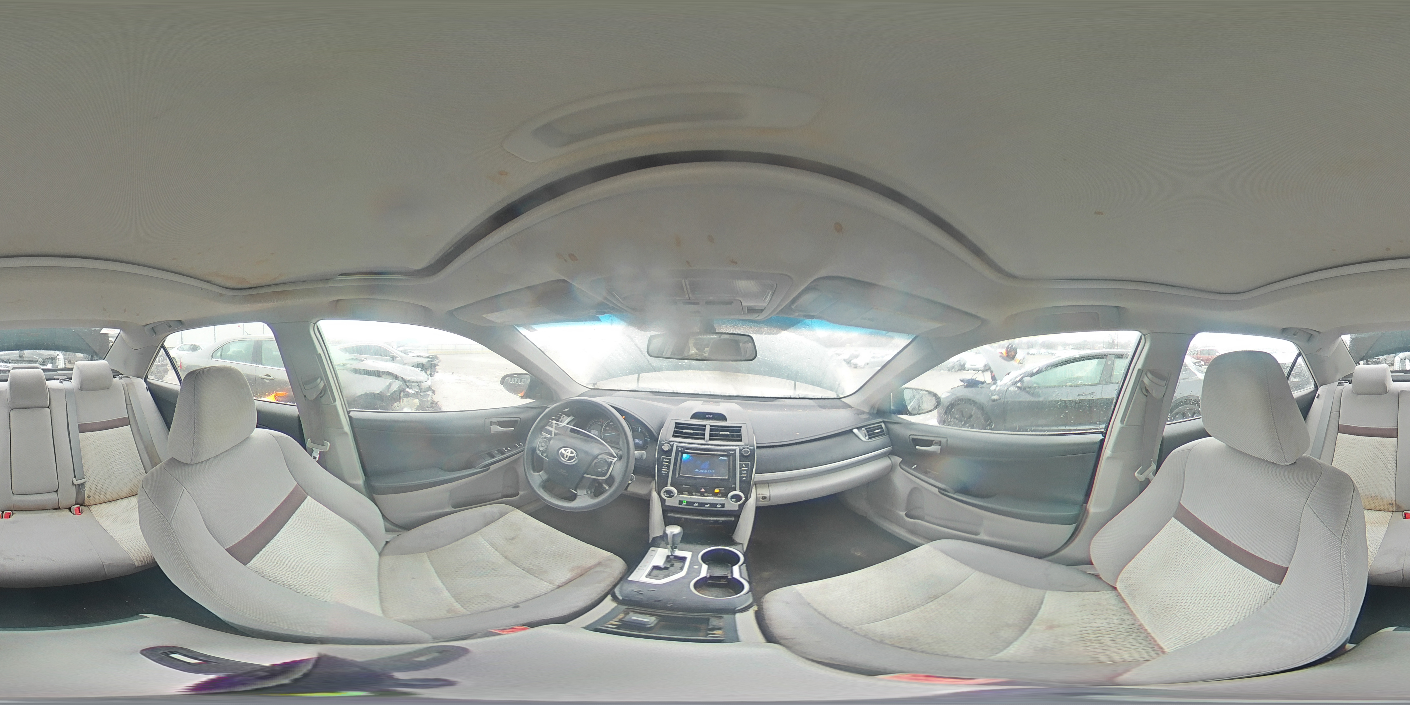 2012 Toyota Camry - Image 15