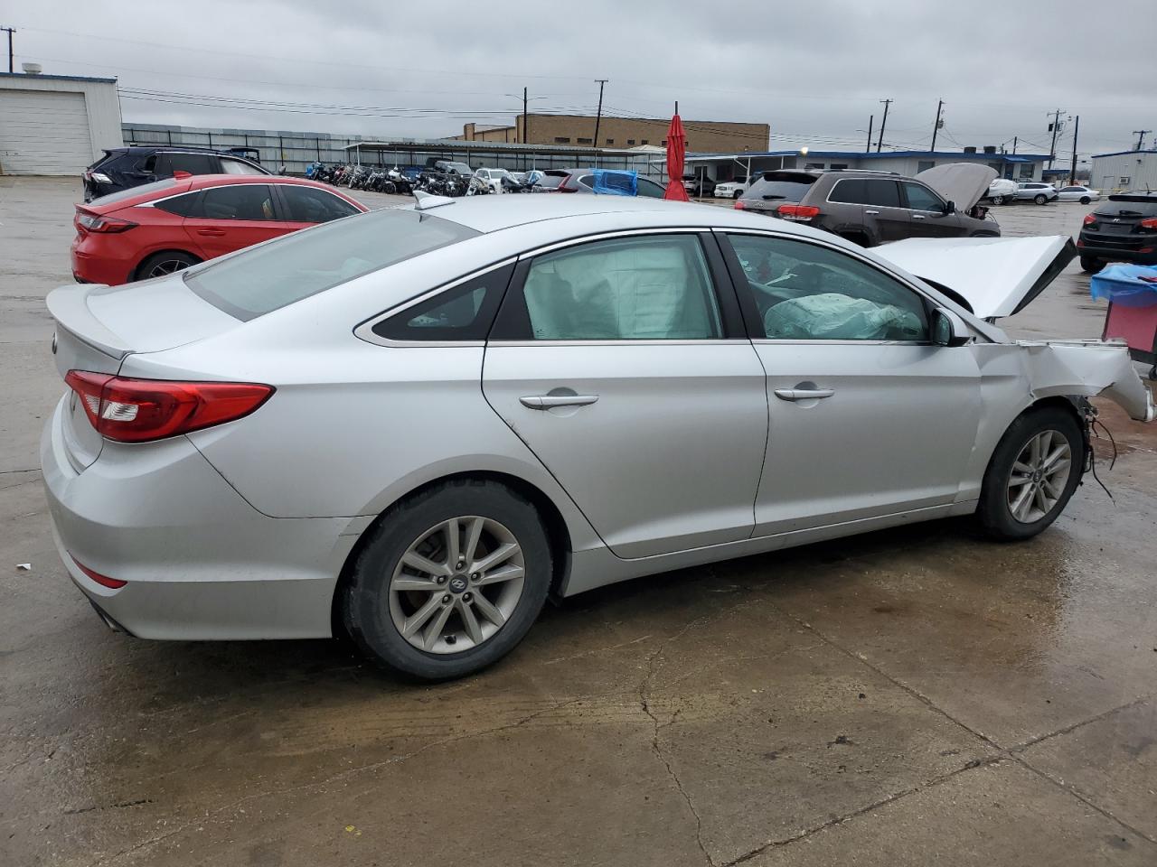 2015 Hyundai Sonata - Image 3