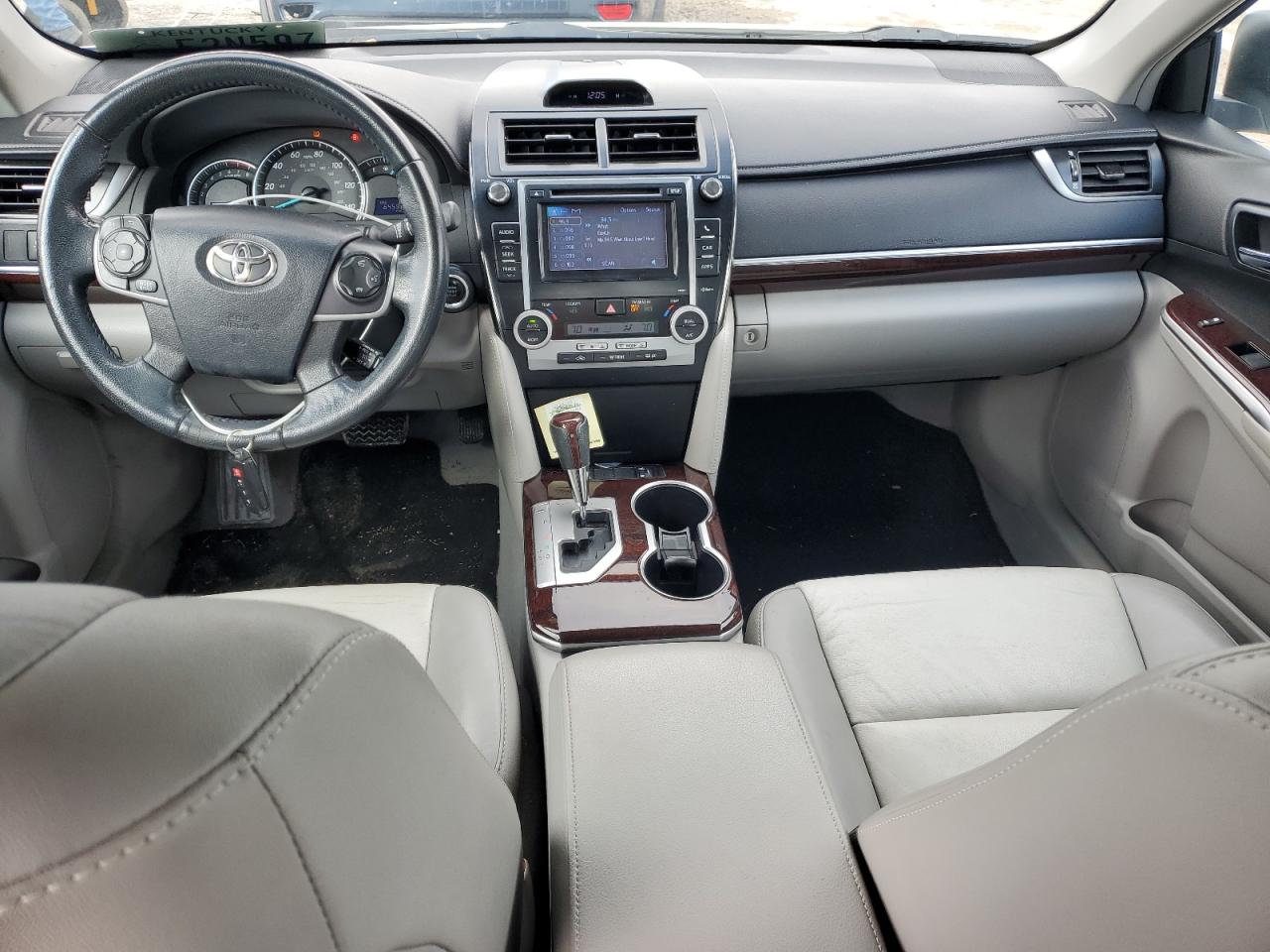 2013 Toyota Camry - Image 8