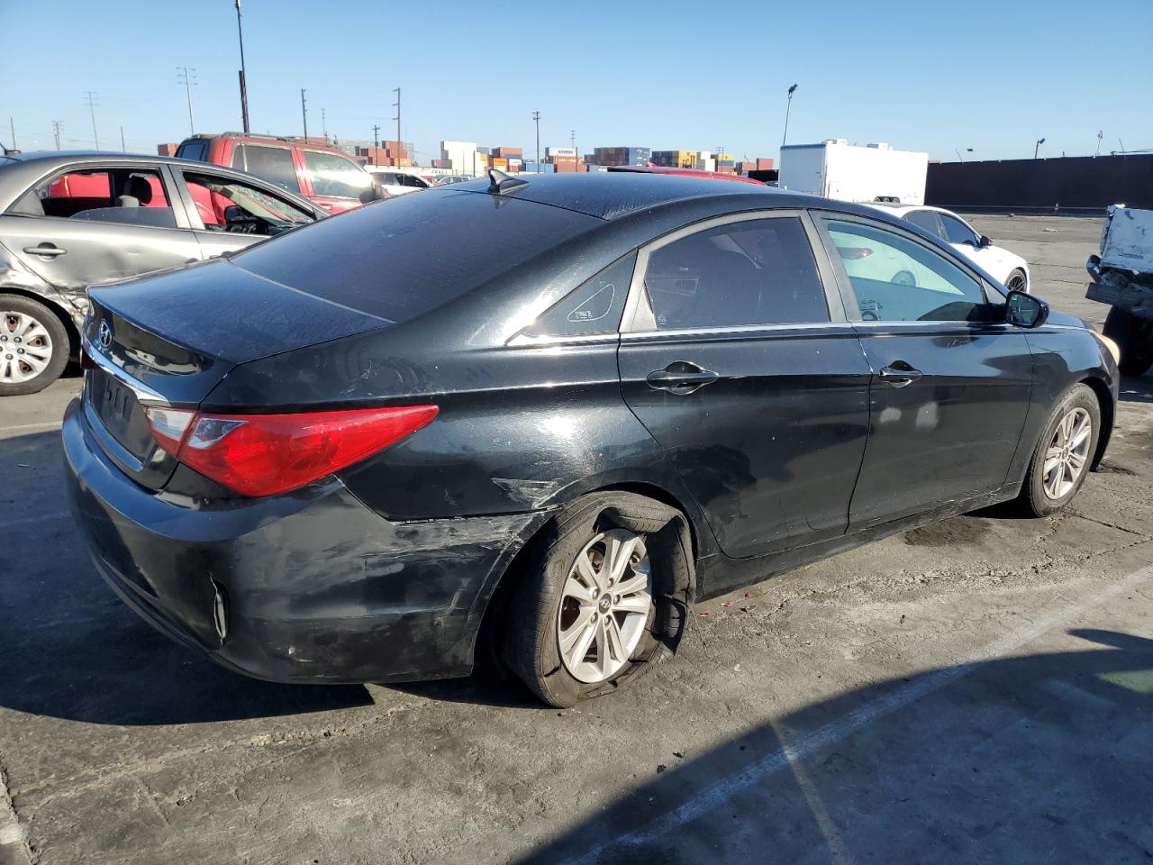 2011 Hyundai Sonata - Image 3