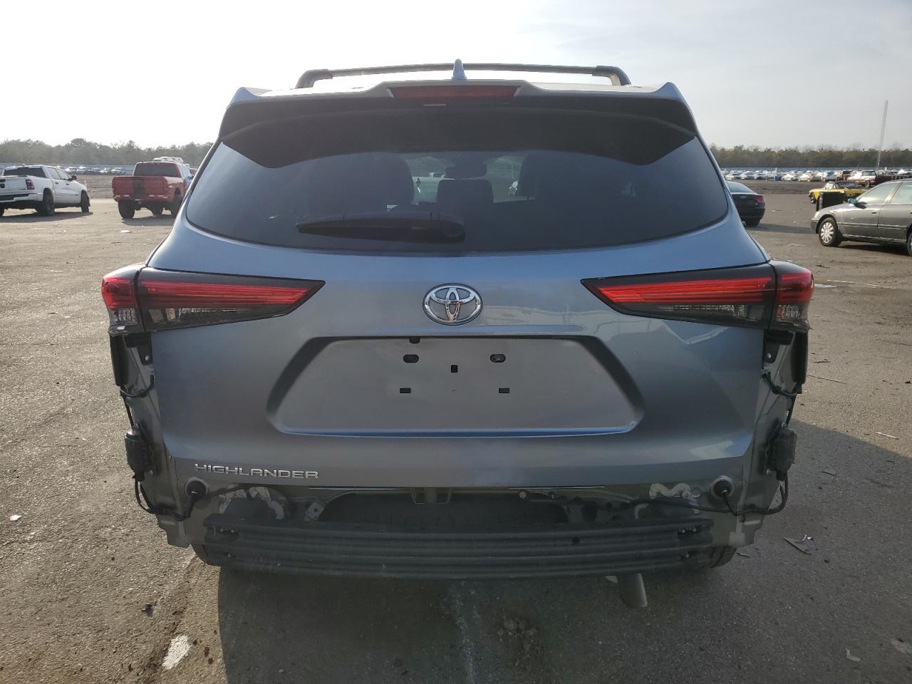 2021 Toyota Highlander VIN: 5TDGZRBHXM5S06631 Lot: 46827455