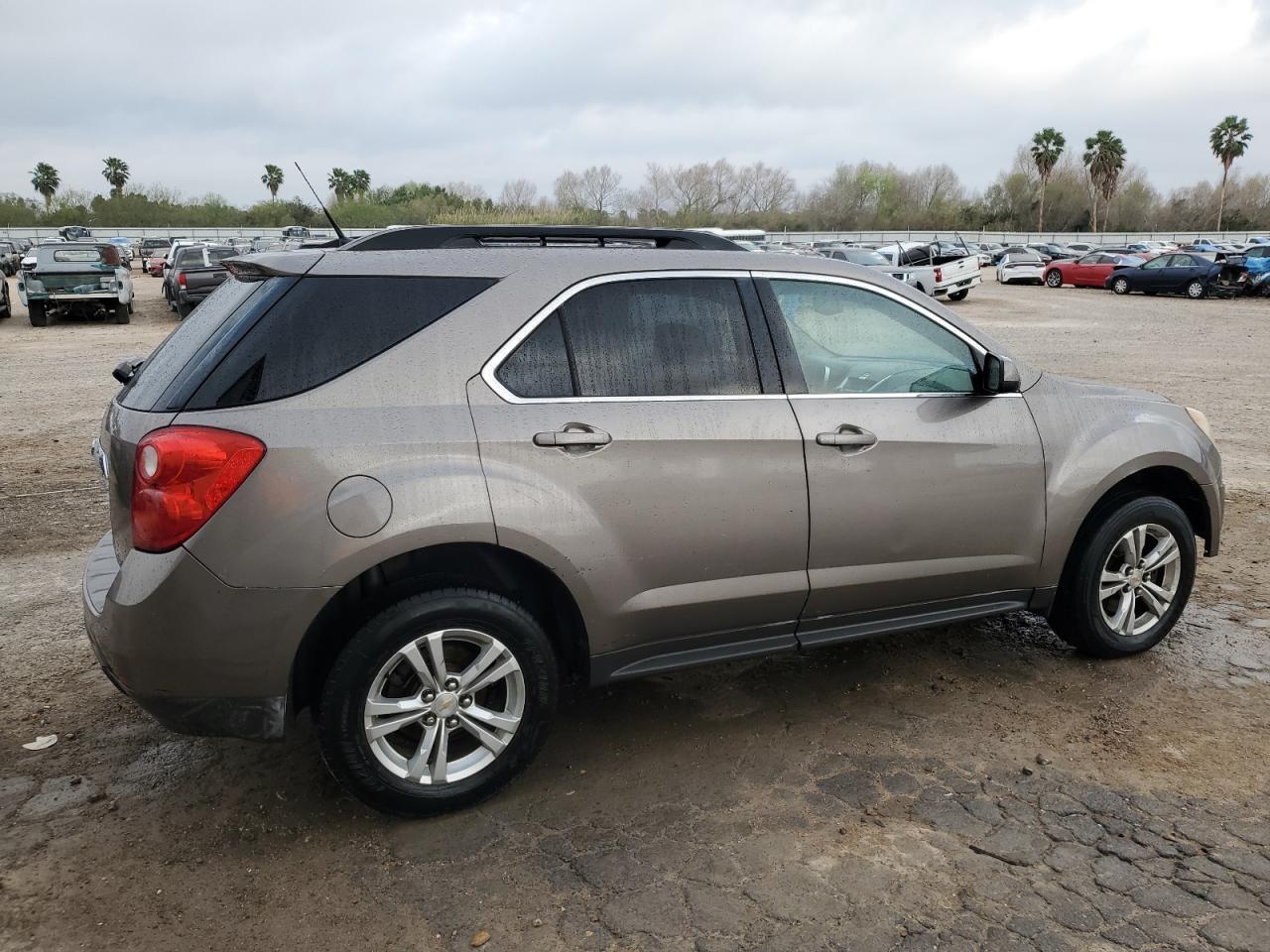 2010 Chevrolet Equinox - Image 3