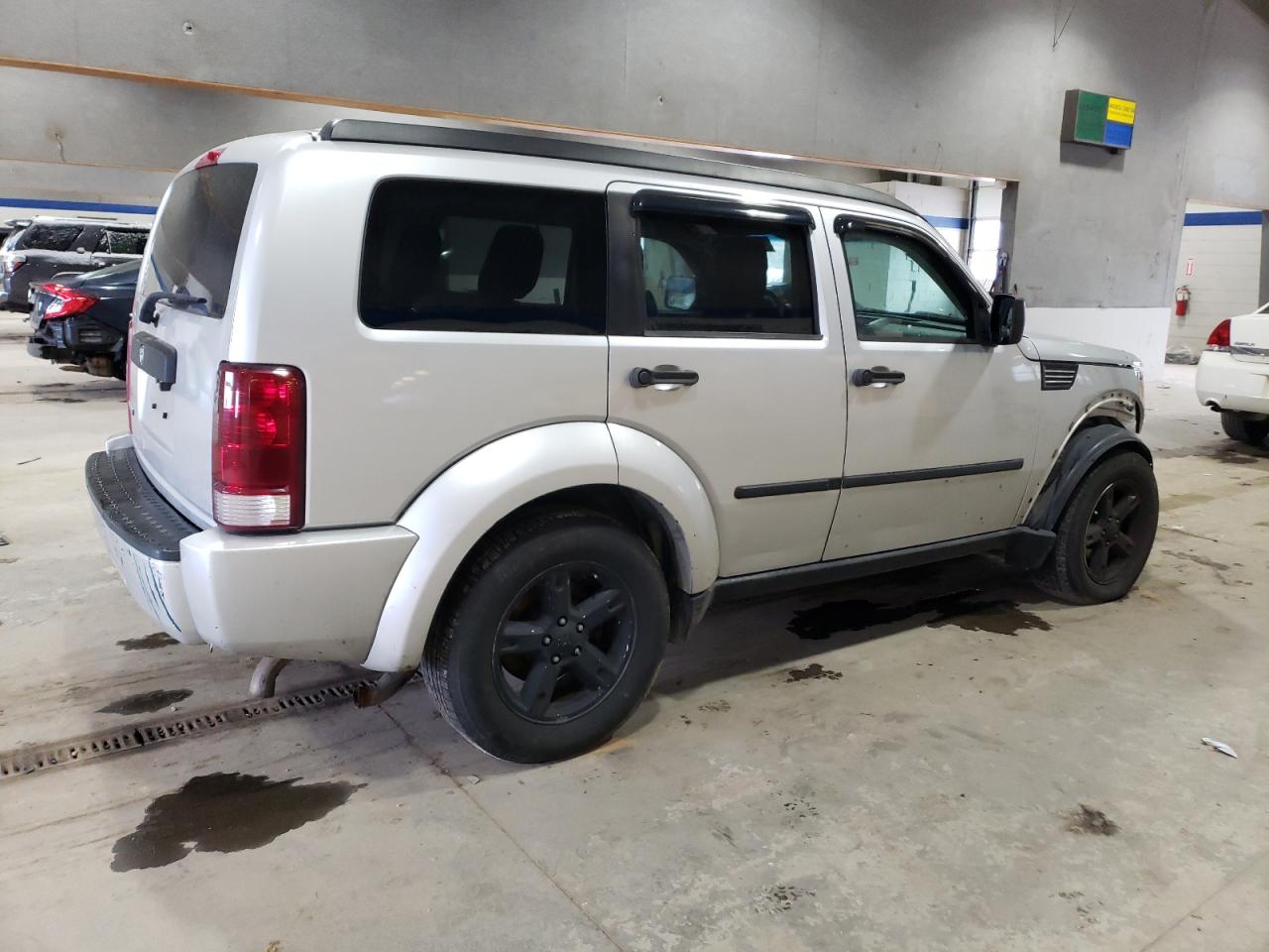 2008 Dodge Nitro - Image 3