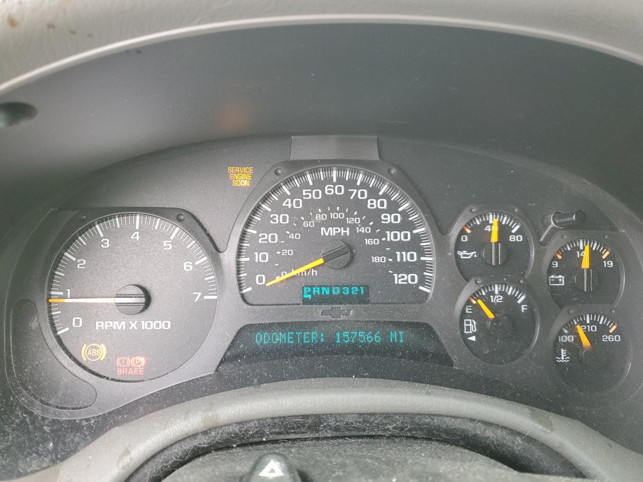 2004 Chevrolet TrailBlazer - Image 9