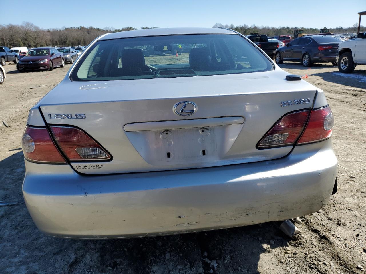 2004 Lexus ES - Image 6