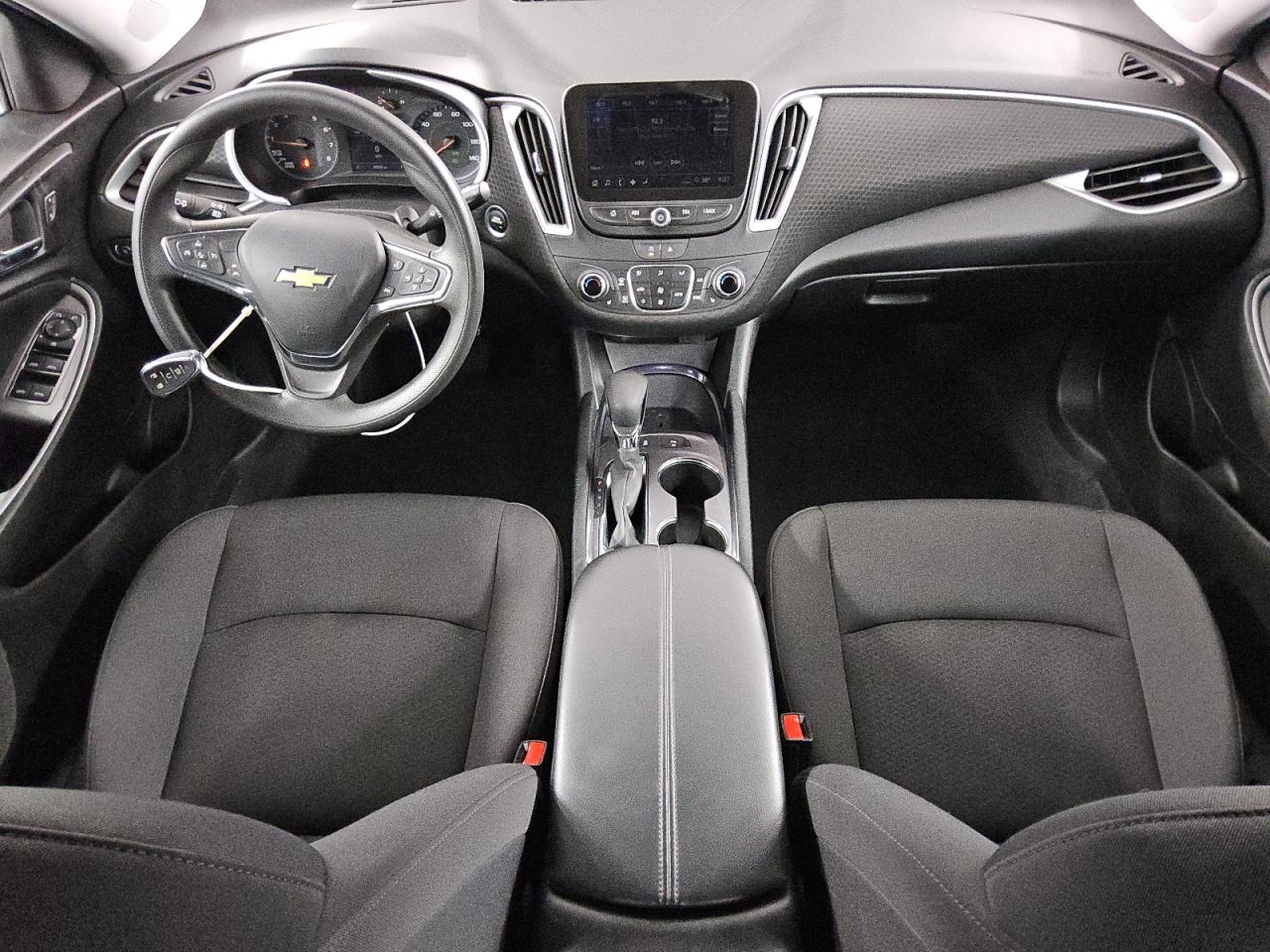 2023 Chevrolet Malibu - Image 8
