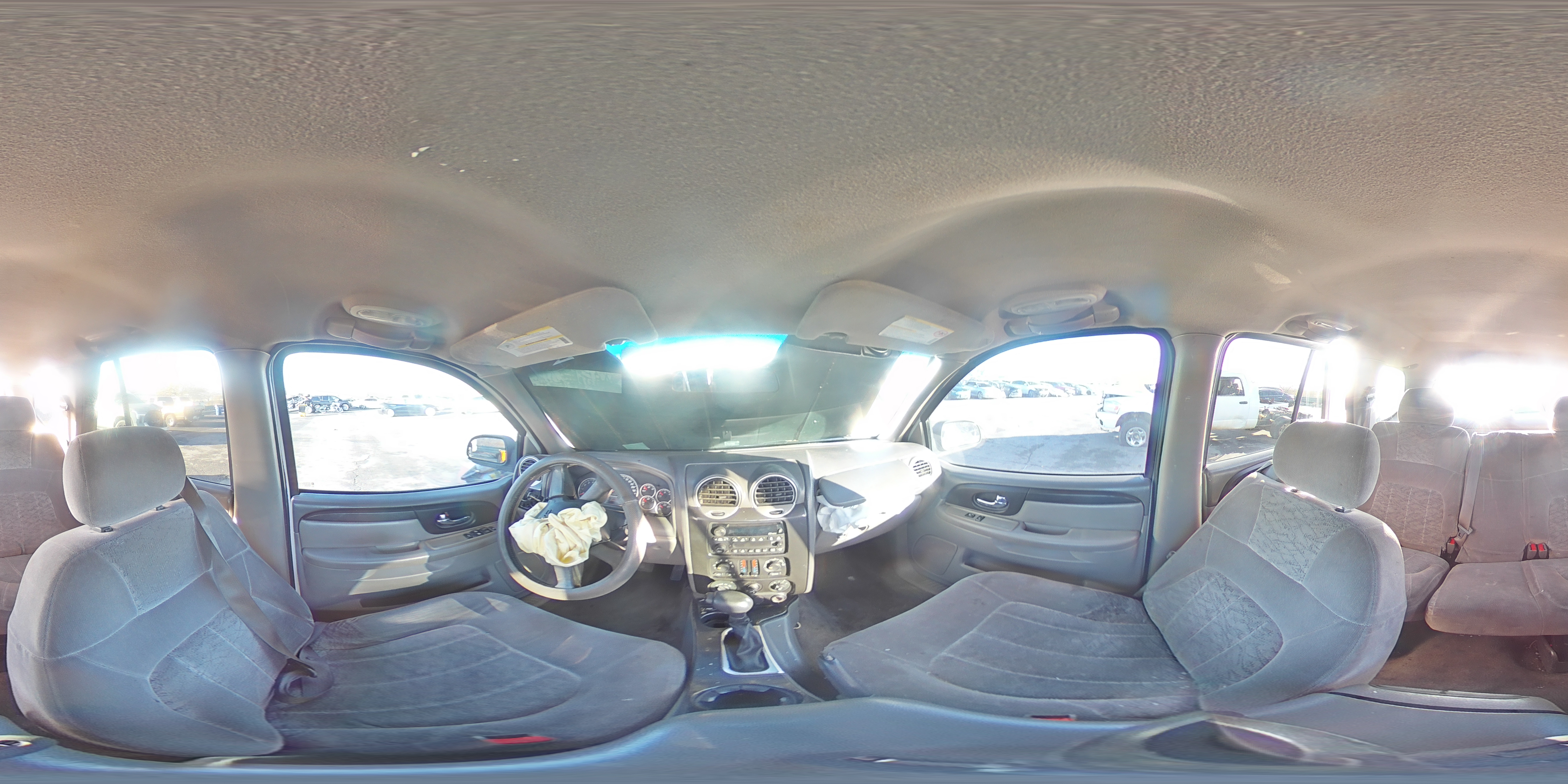 2003 GMC Envoy - Image 14