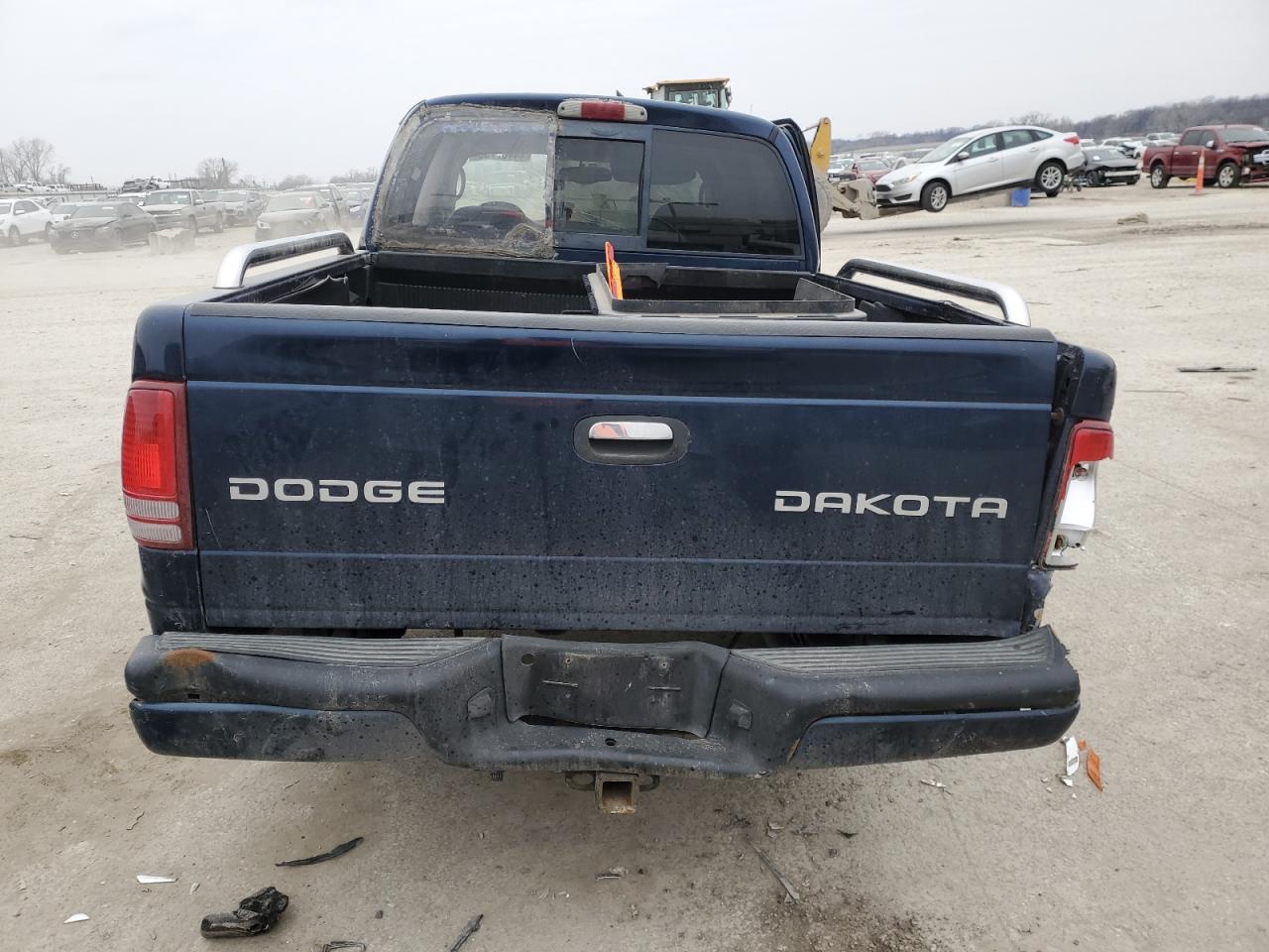 2004 Dodge Dakota - Image 6