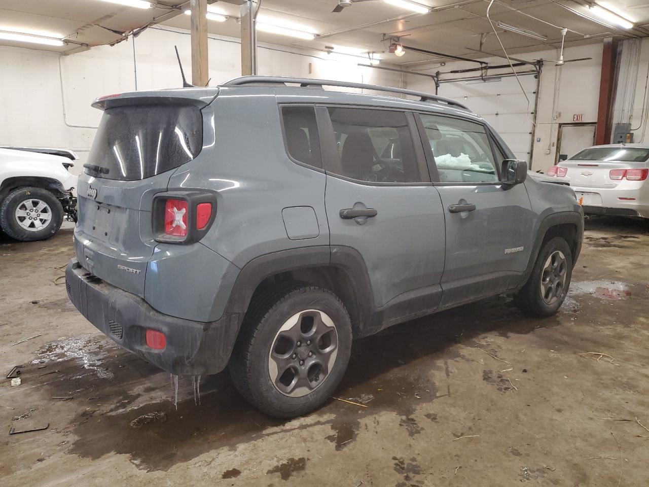 2018 Jeep Renegade - Image 3