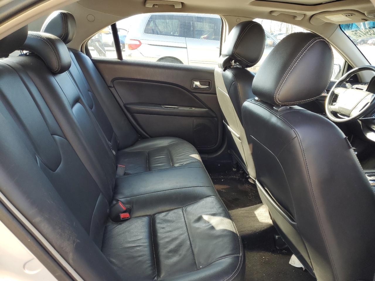 2012 Ford Fusion - Image 10