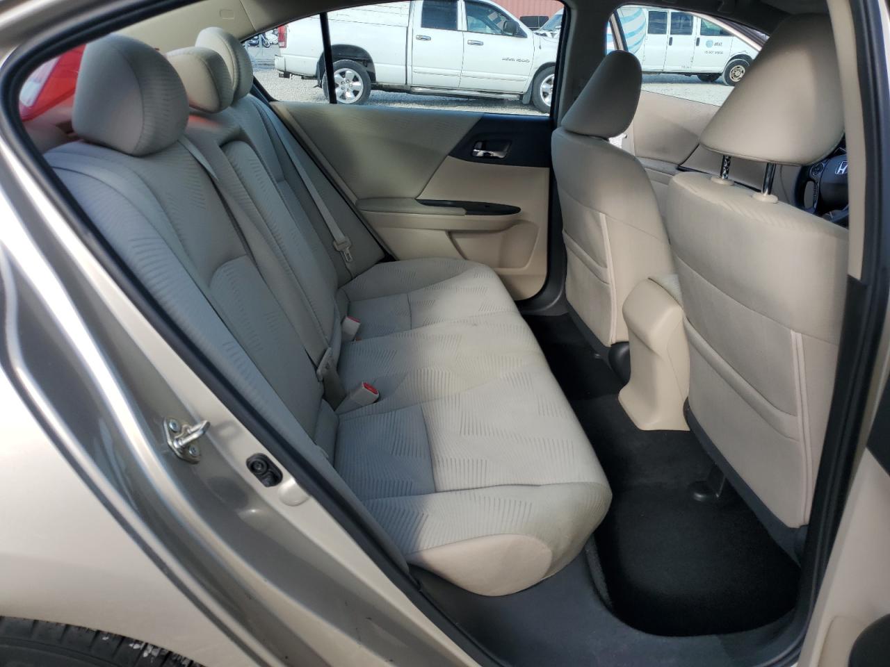 2016 Honda Accord - Image 10