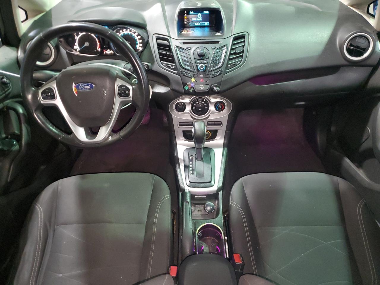 2014 Ford Fiesta - Image 8