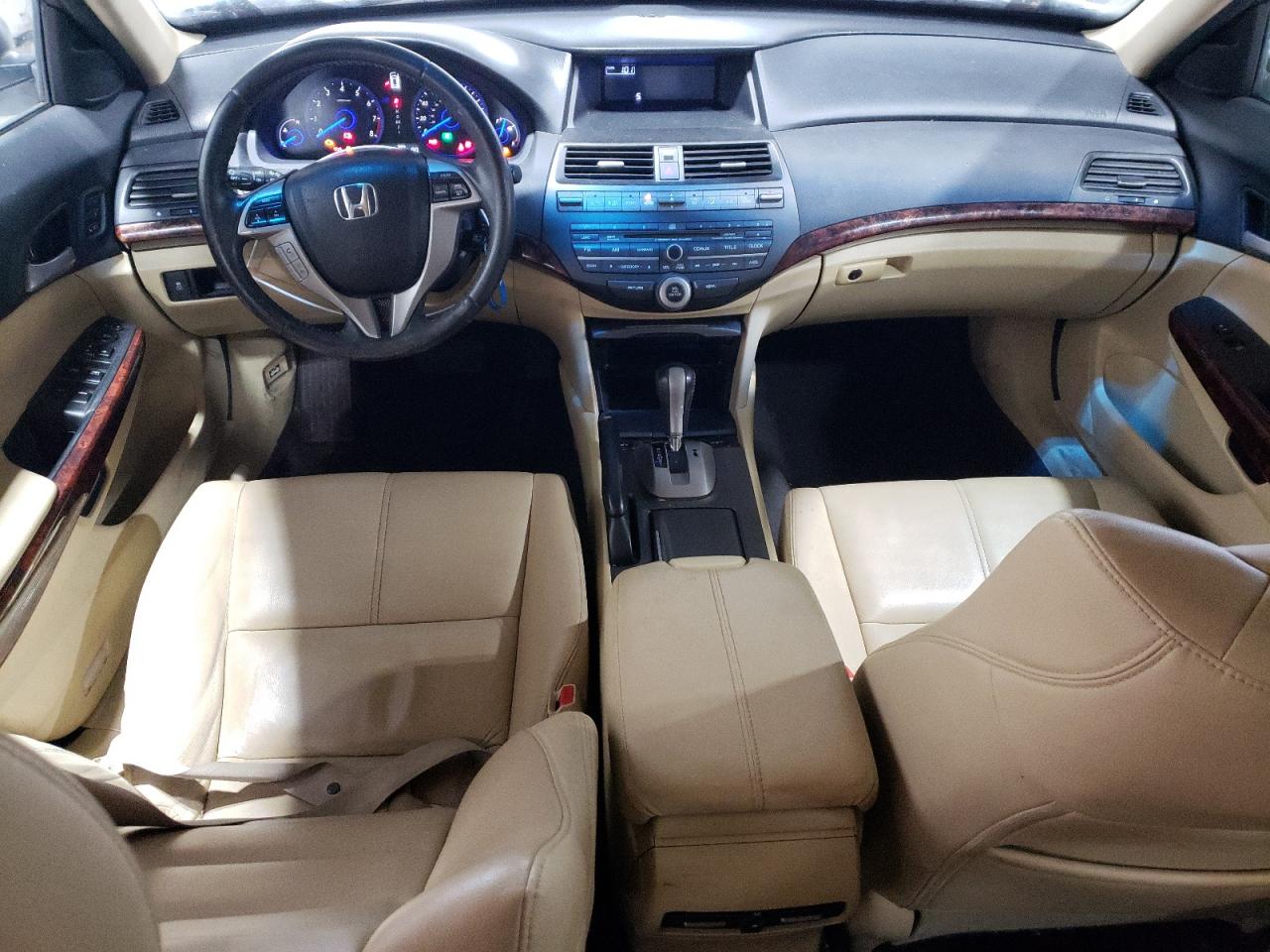 2011 Honda Accord - Image 8