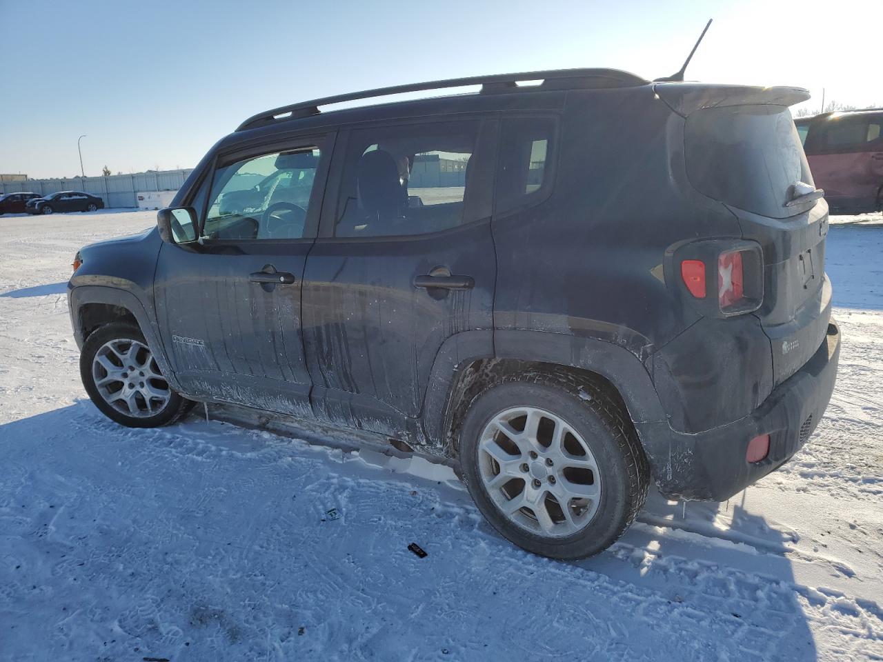2015 Jeep Renegade - Image 2
