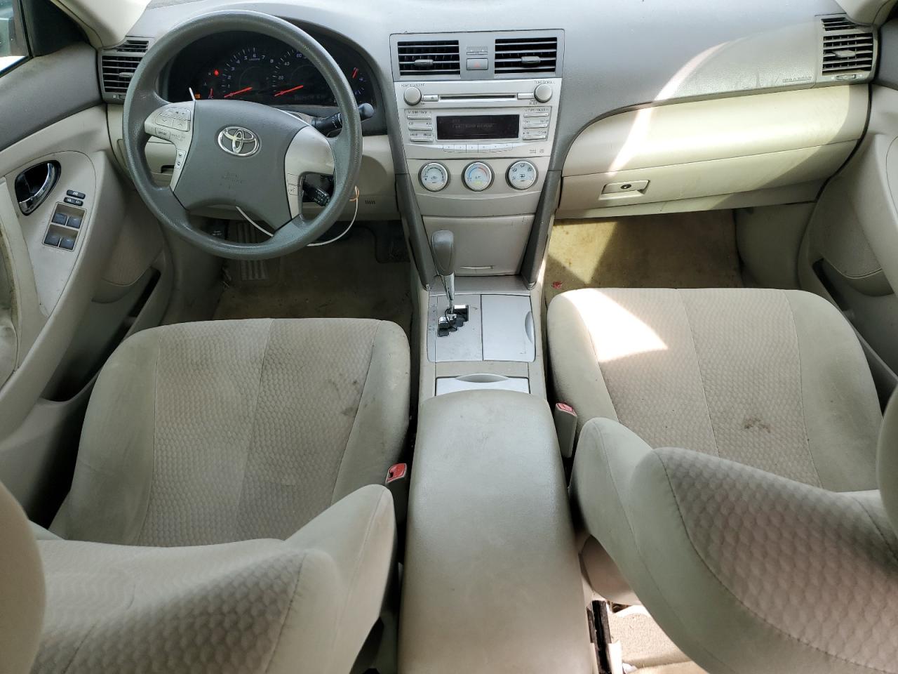 2010 Toyota Camry - Image 8