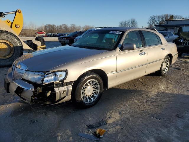 2002 Lincoln Town Car Signature