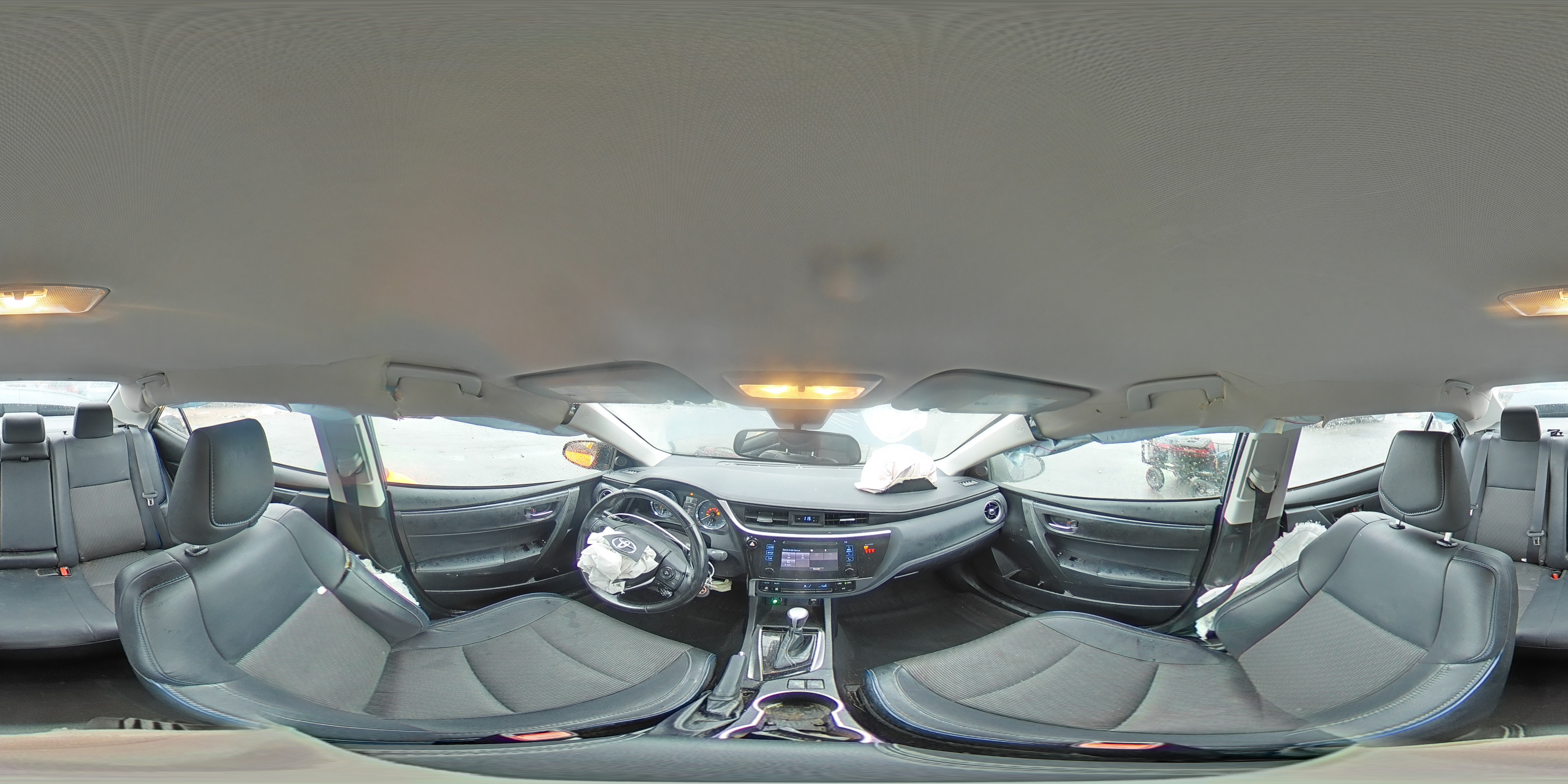 2018 Toyota Corolla - Image 12