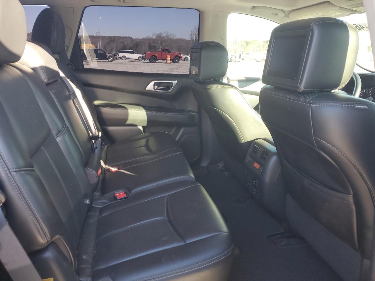5N1DR2MM9HC613451 NISSAN PATHFINDER 2017