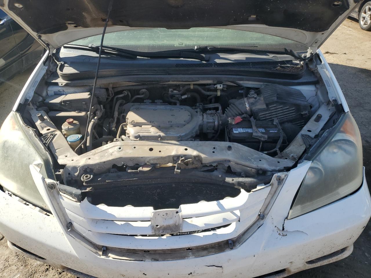 2010 Honda Odyssey - Image 12