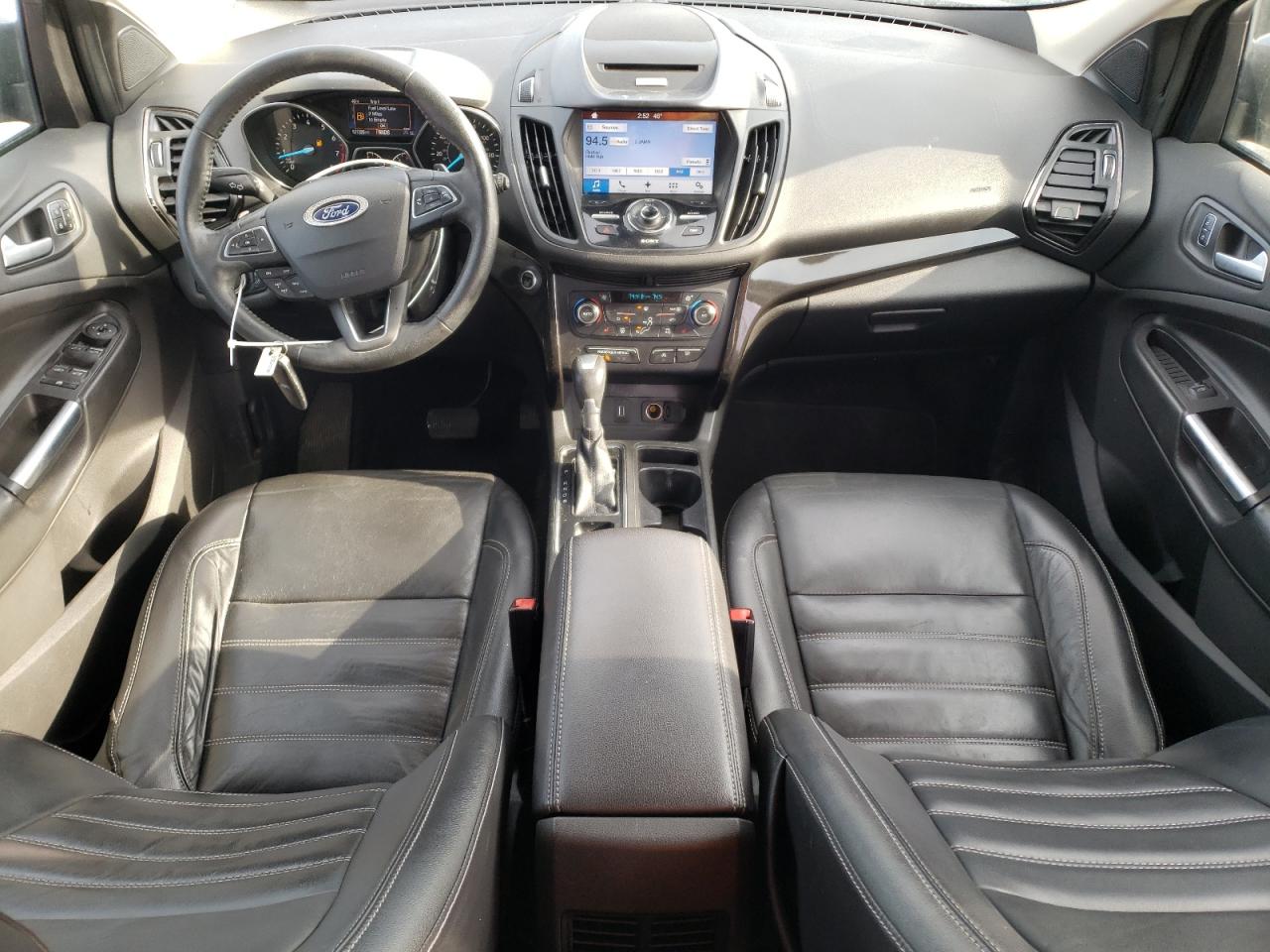 1FMCU9JD2HUC30095 FORD ESCAPE 2017