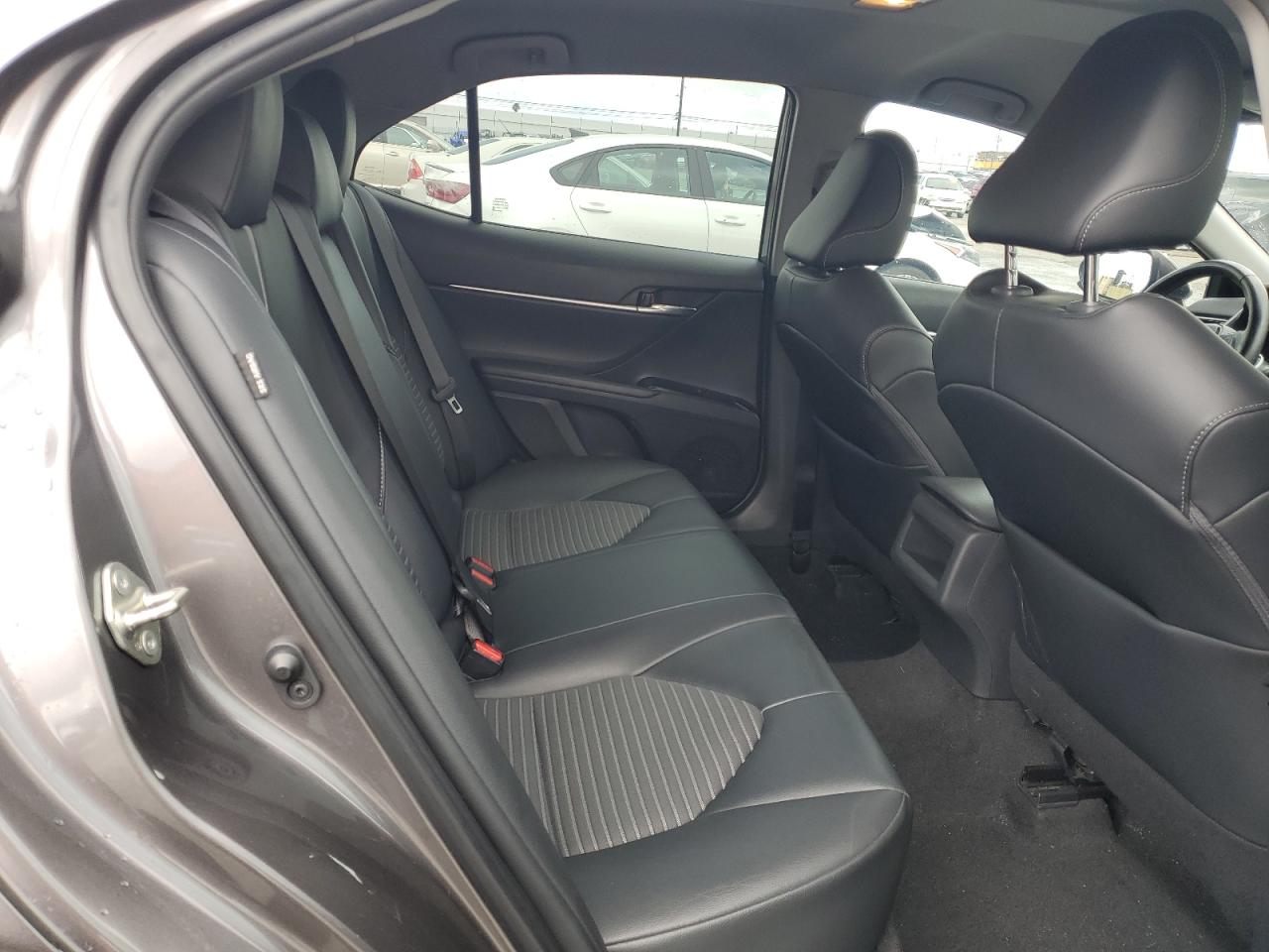 2020 Toyota Camry - Image 10