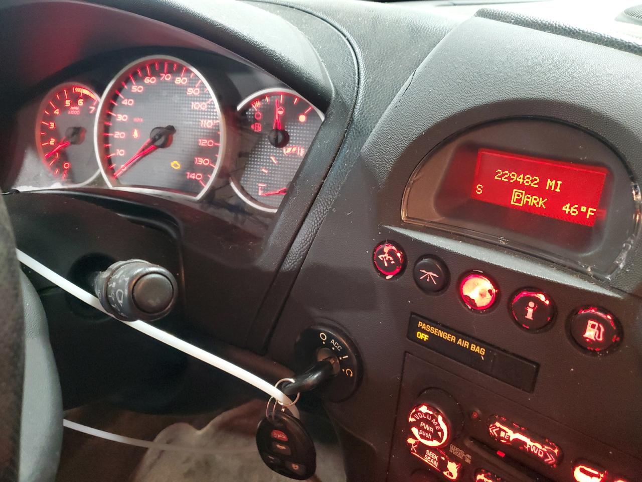 2006 Pontiac Grand Prix - Image 9