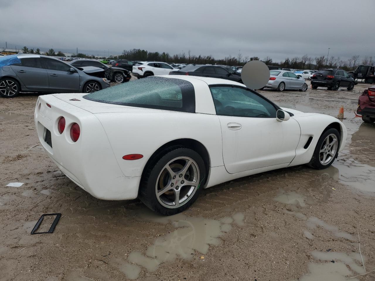 2002 Chevrolet Corvette - Image 3