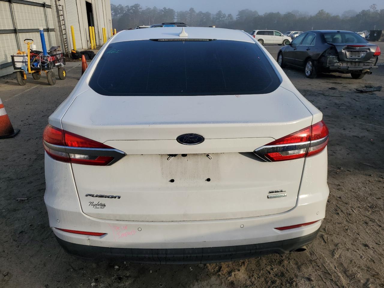 2020 Ford Fusion - Image 6