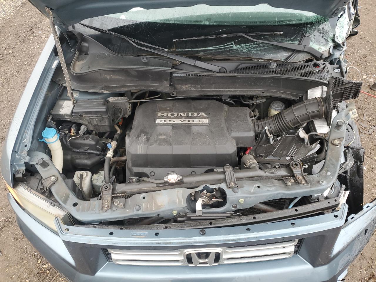 2006 Honda Ridgeline - Image 12