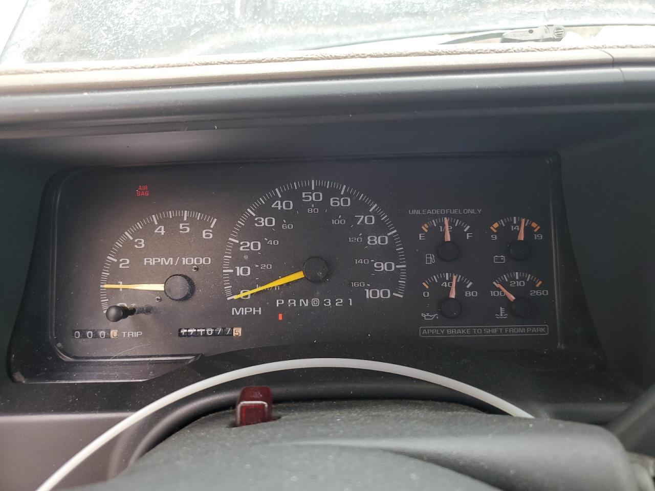 1998 Chevrolet GMT-400 - Image 9