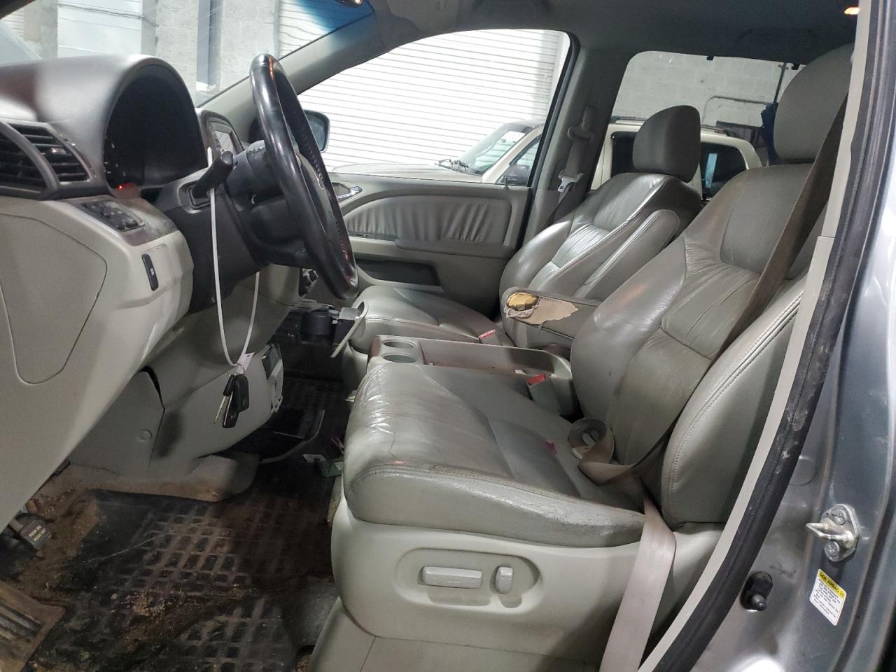 2008 Honda Odyssey - Image 7