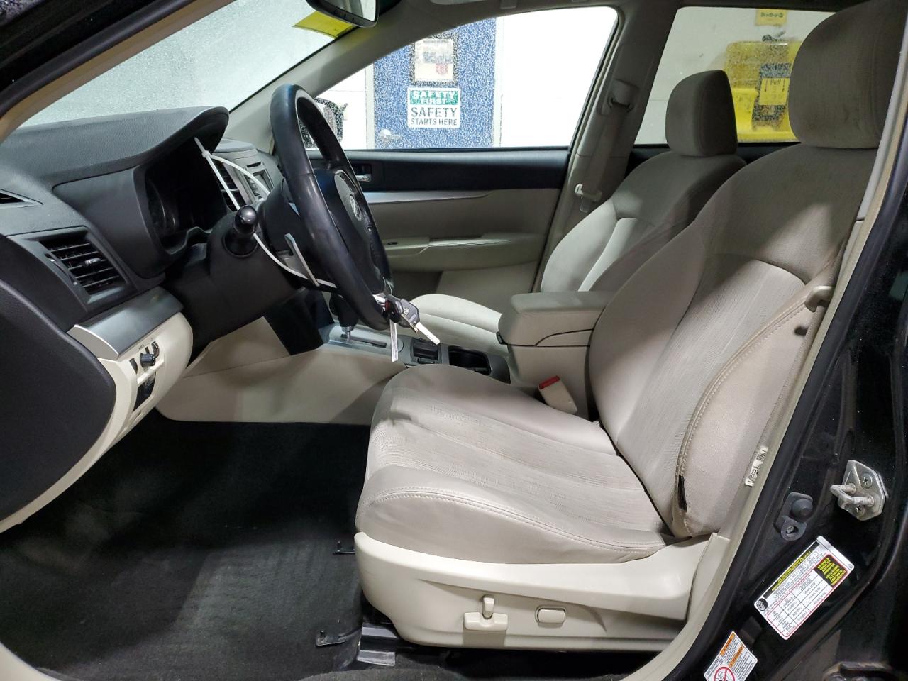 2014 Subaru Outback - Image 7