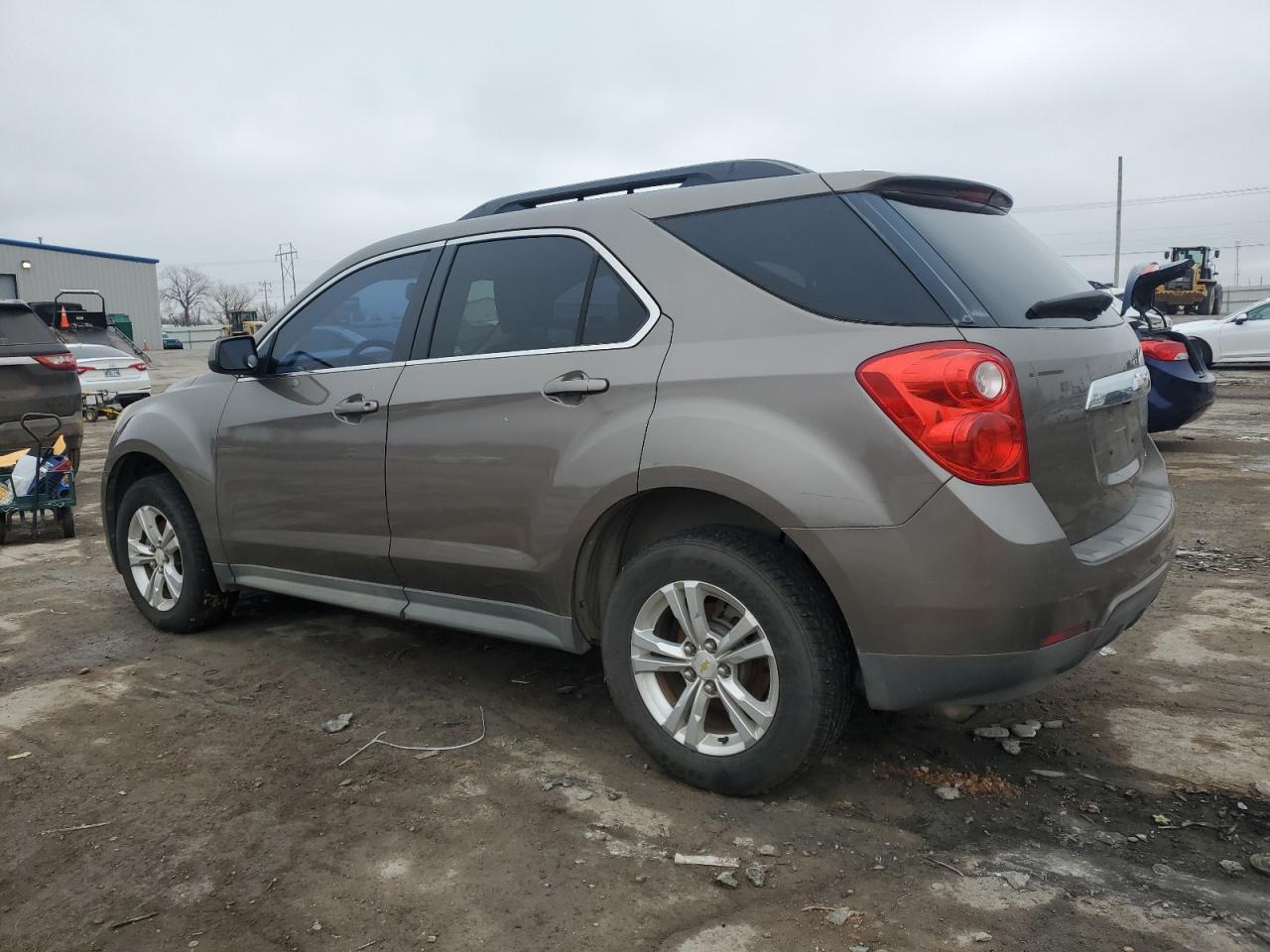 2011 Chevrolet Equinox - Image 2