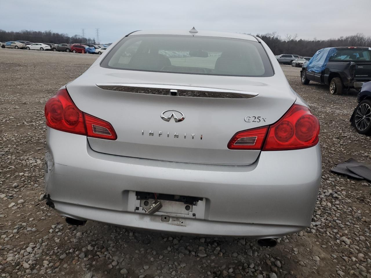 2011 Infiniti G - Image 6