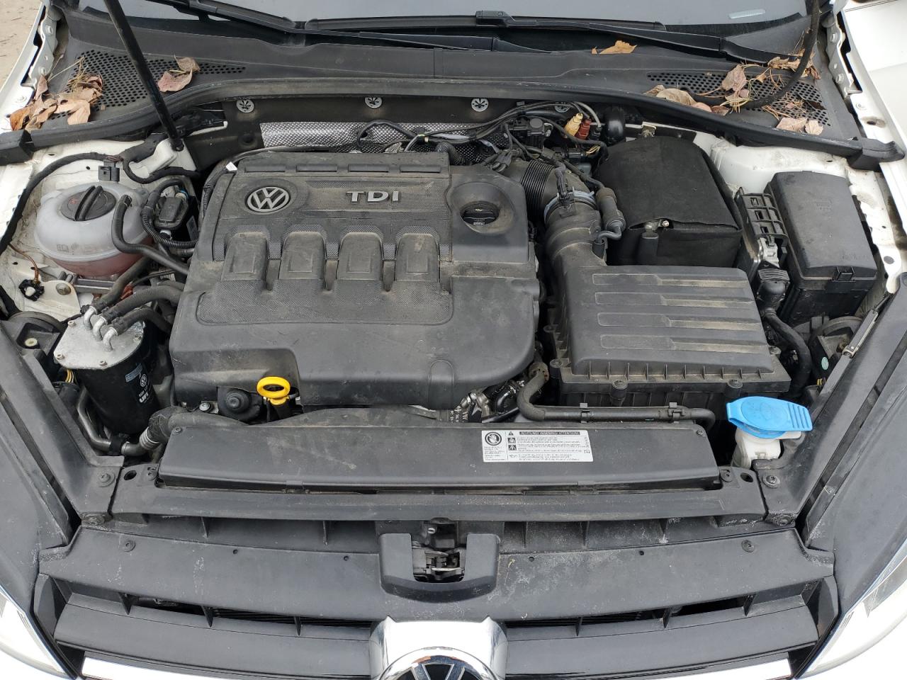 2015 Volkswagen Golf - Image 11