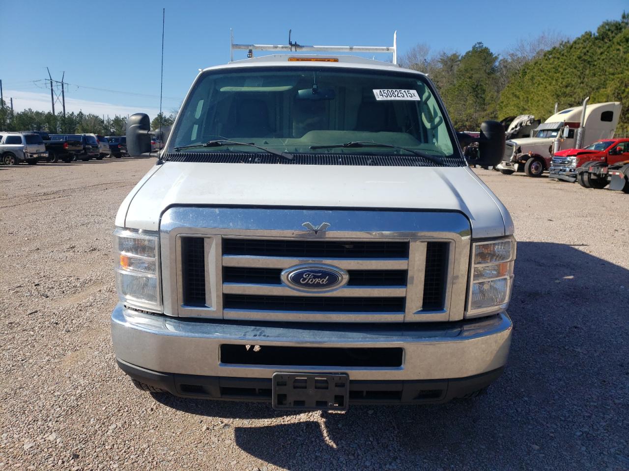 2017 Ford Econoline - Image 5