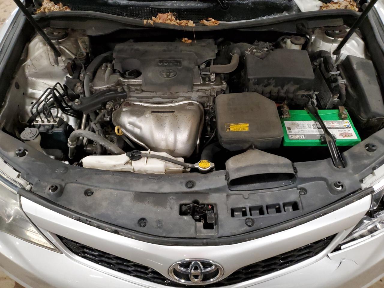 2014 Toyota Camry - Image 11