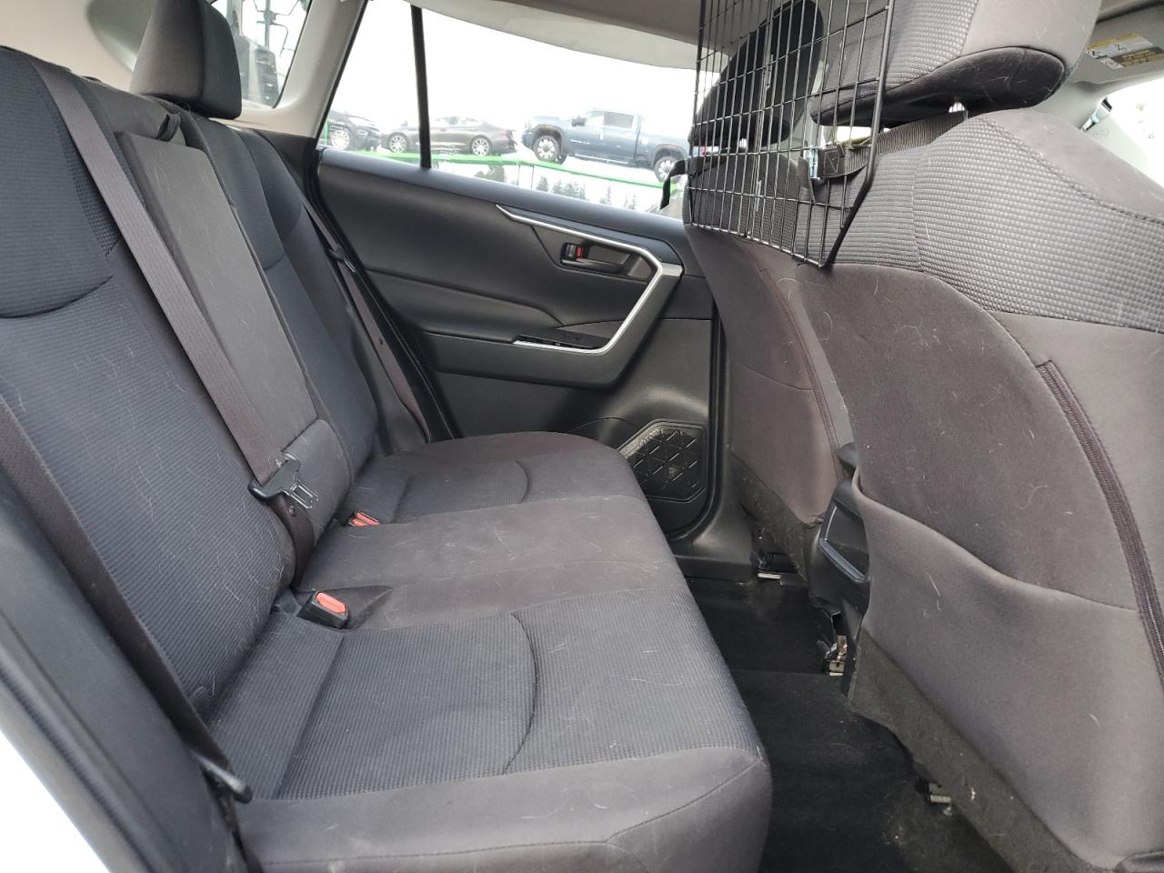 2019 Toyota RAV 4 - Image 12