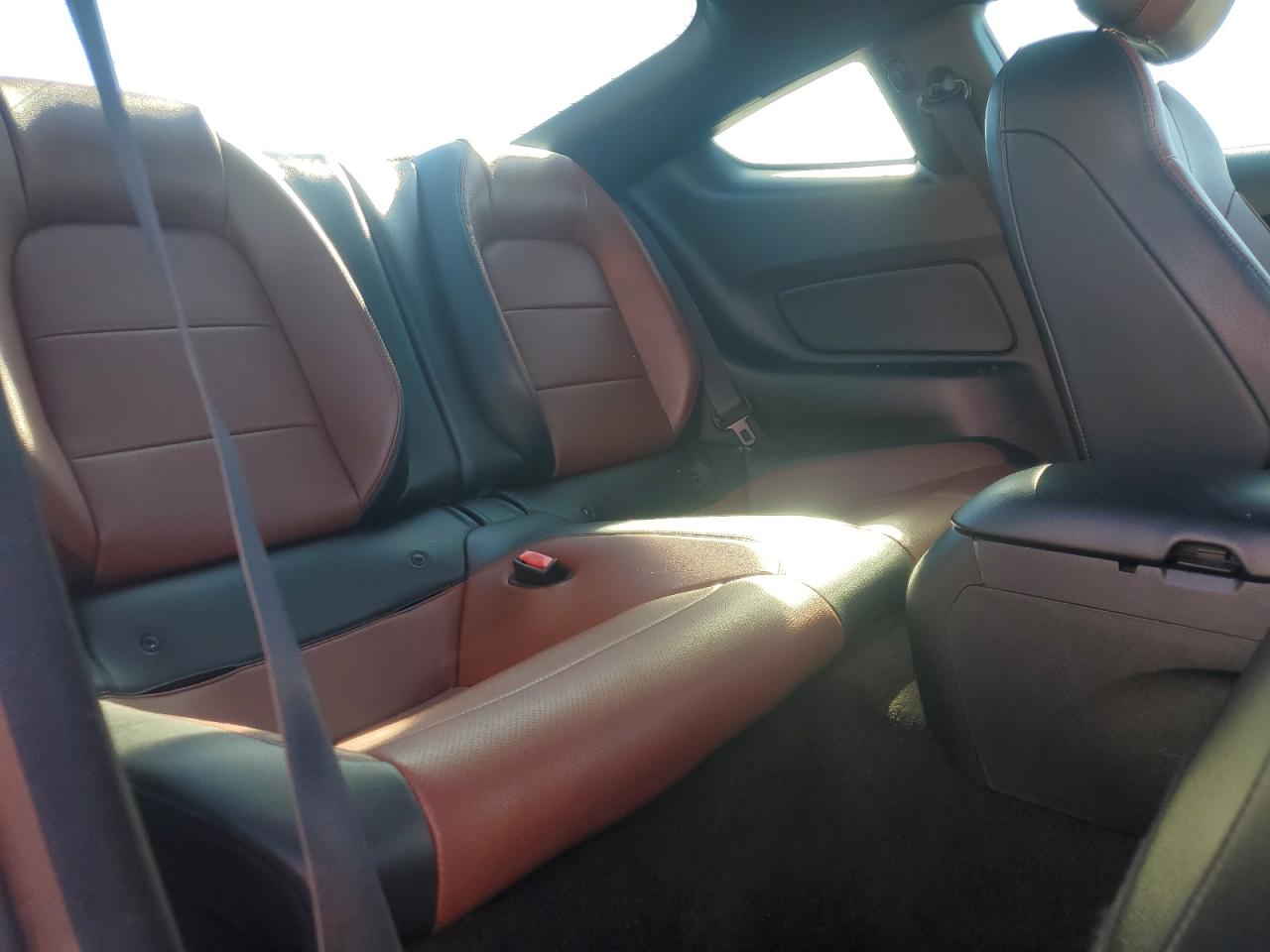 2015 Ford Mustang - Image 11