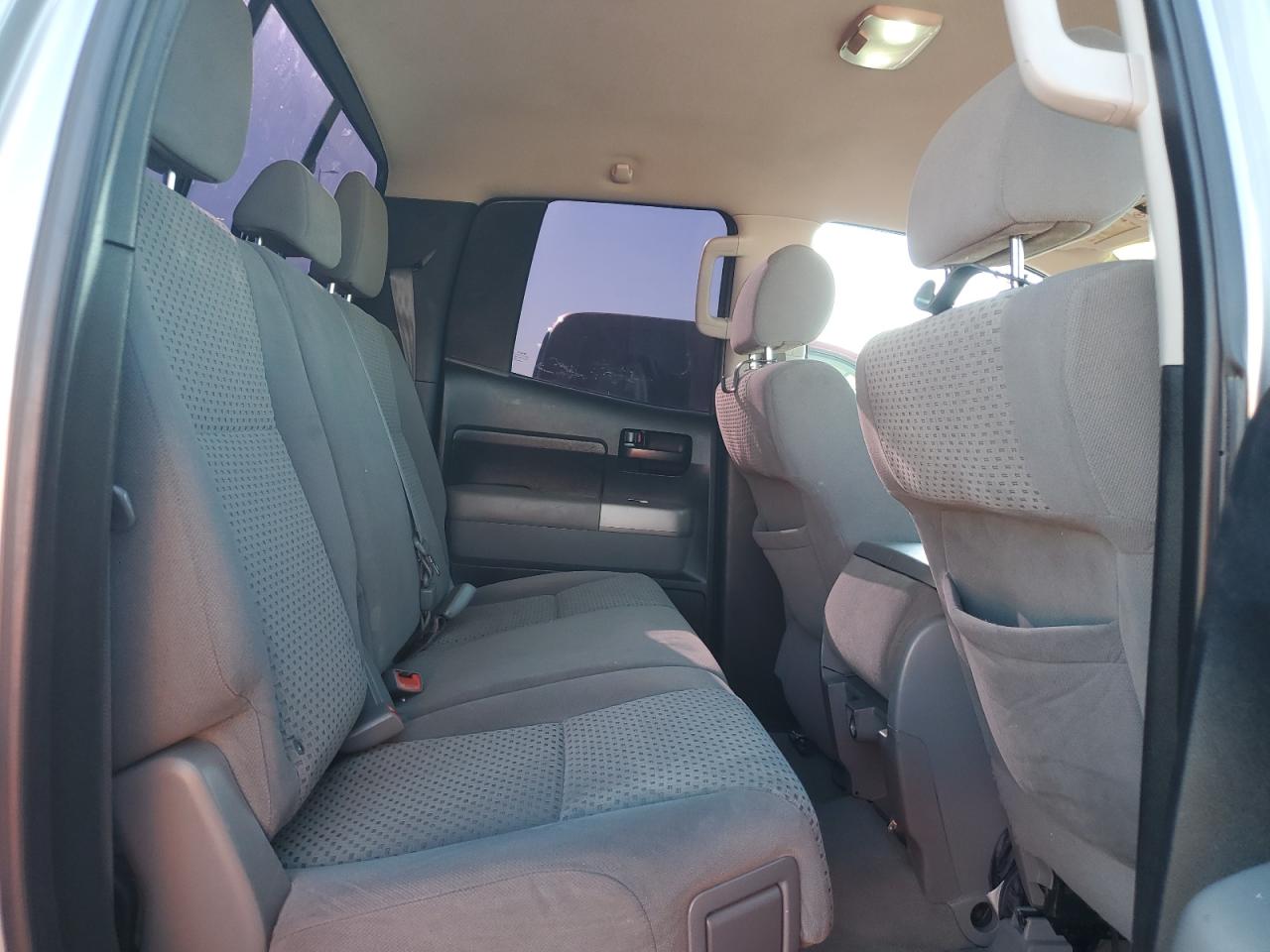 2007 Toyota Tundra - Image 10