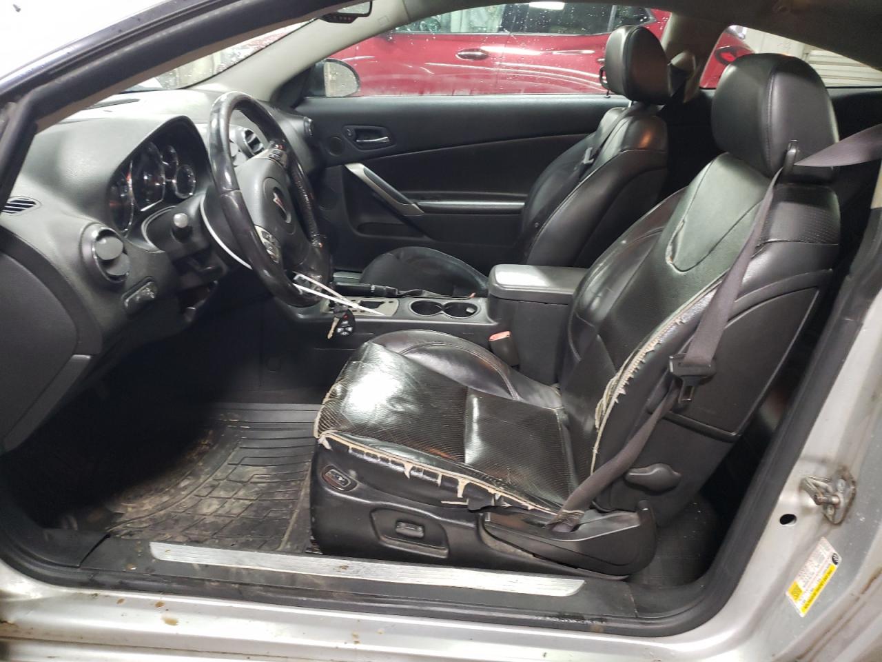2009 Pontiac G6 - Image 7
