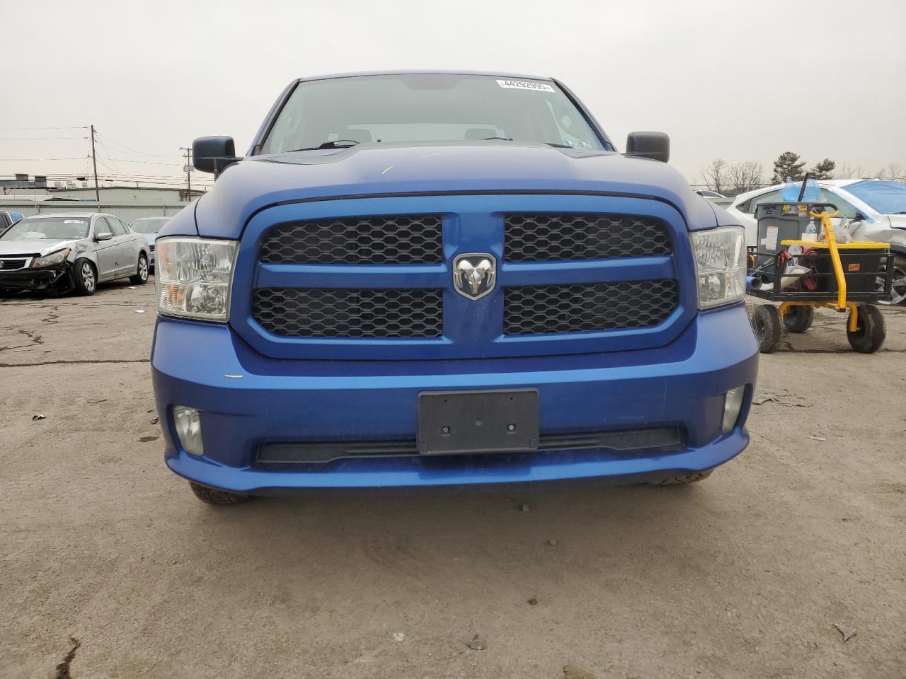 2015 RAM 1500 - Image 5