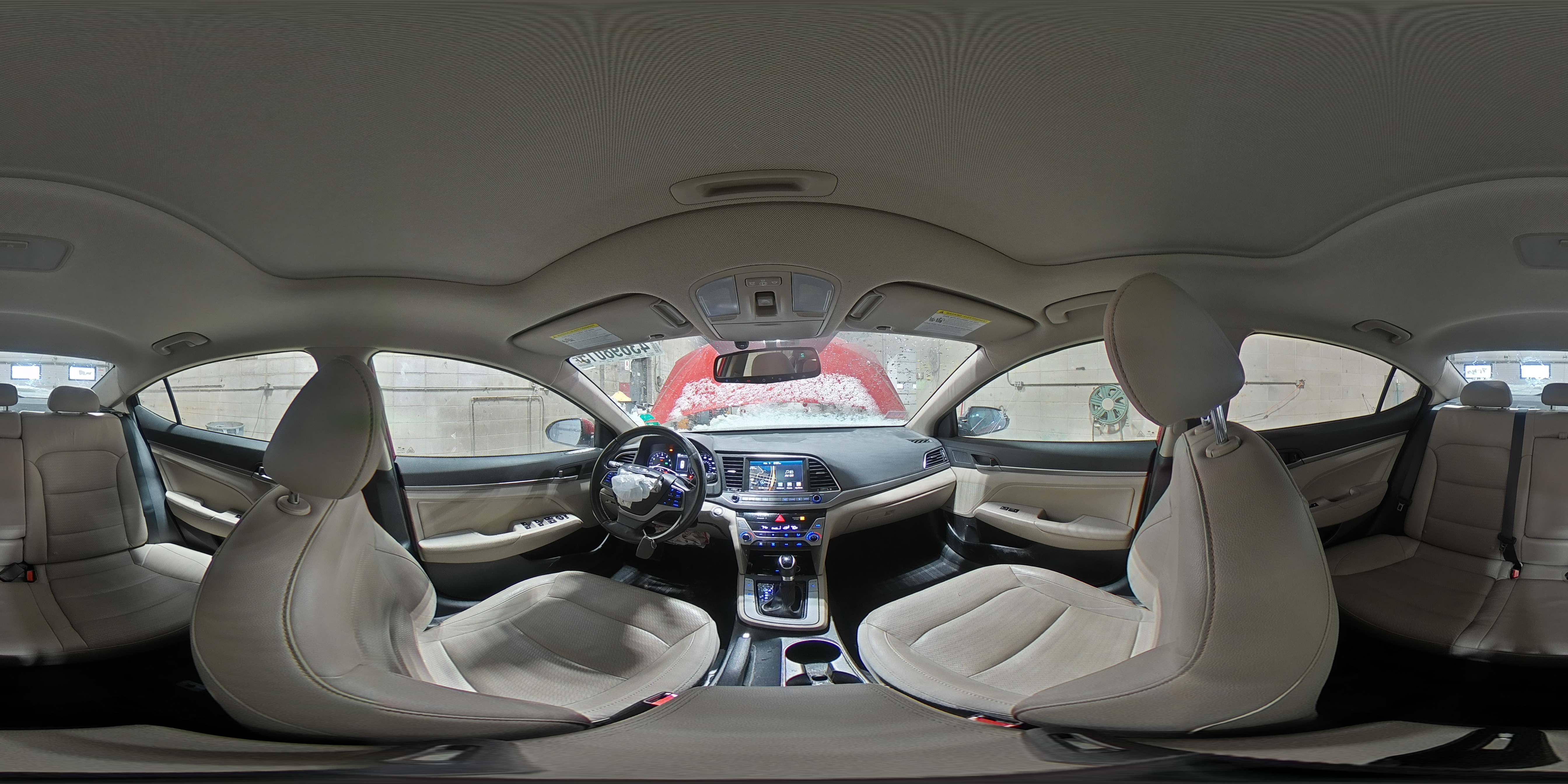 2017 Hyundai Elantra - Image 12