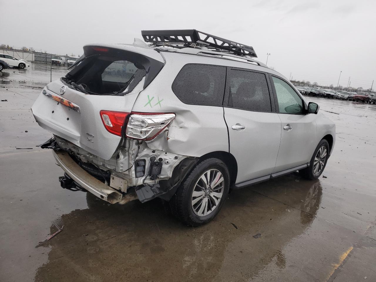 2019 Nissan Pathfinder - Image 3