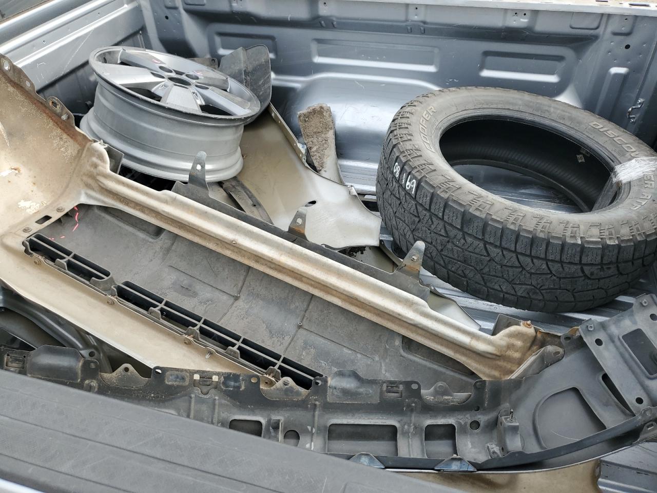 2012 Toyota Tundra - Image 12