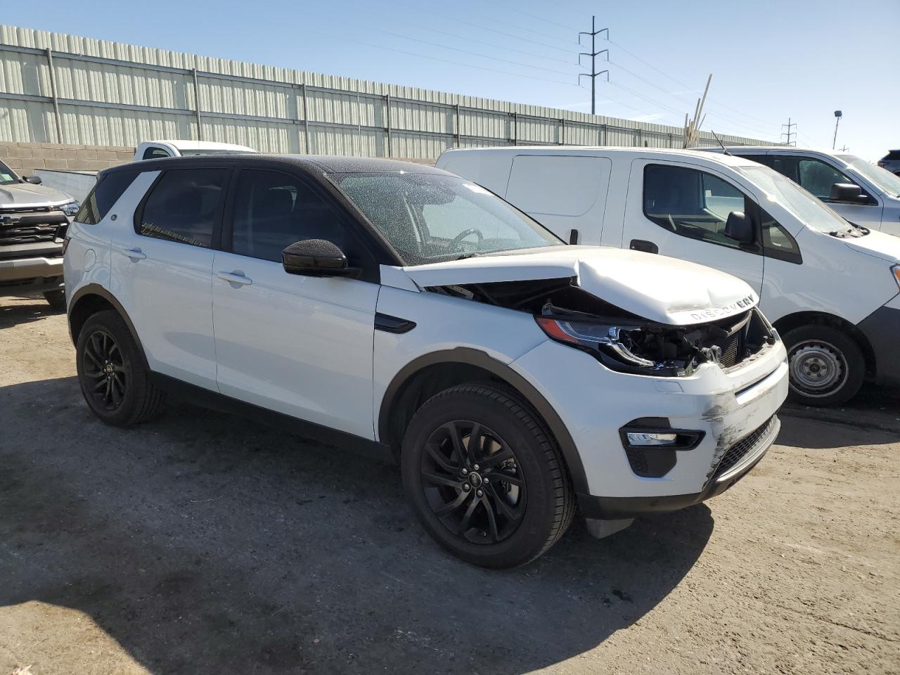 2016 Land Rover Discovery - Image 4