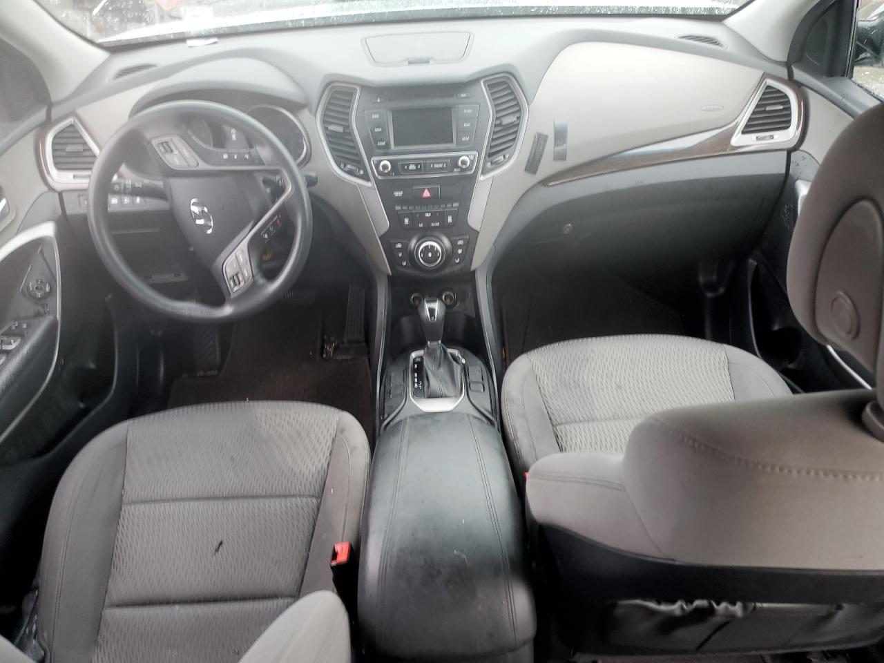 2018 Hyundai Santa Fe - Image 8