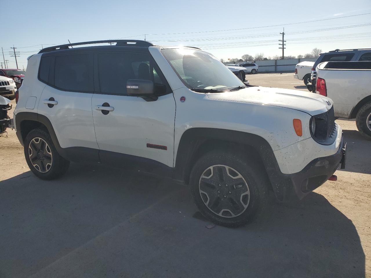 2016 Jeep Renegade - Image 4